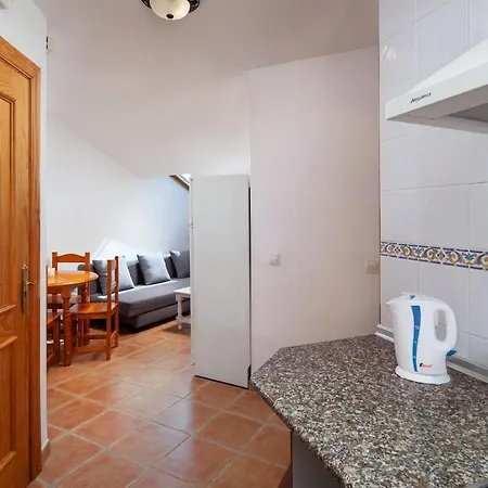 Appartamento Apartamento 3a En Carihuela Junto A La Playa *